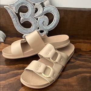 REEF Cushion Vera Cruz Beige Slide Sandals with Buckle Detail